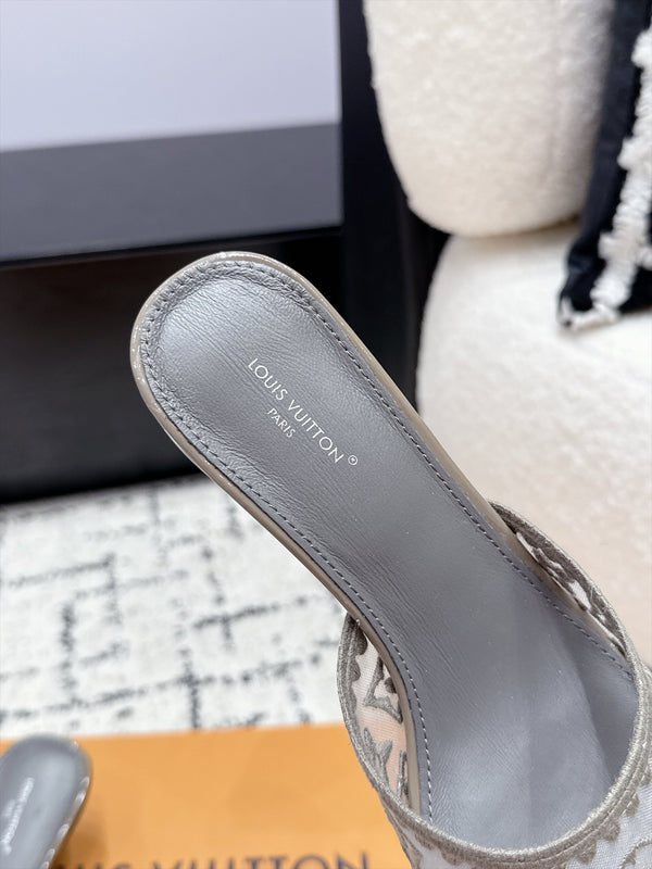 LV 6AM Mules Kitten Heel Grey Monogram Mesh 979710