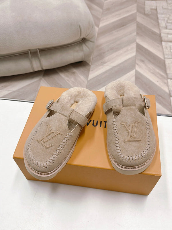 LV Colorado Closed Mules Beige Suede 100798