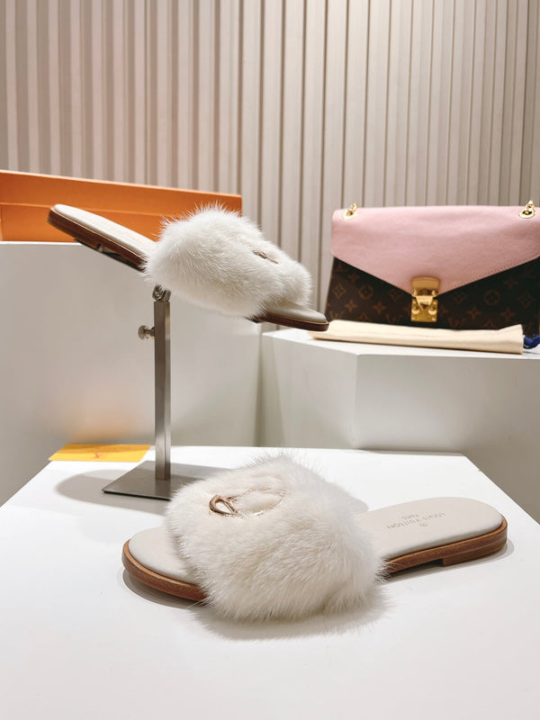 LV Flat Mule Sandals White Fur Gold LV Medallion 997715