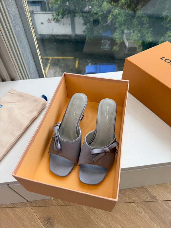 LV Cube Mules Bow Grey Satin 993692
