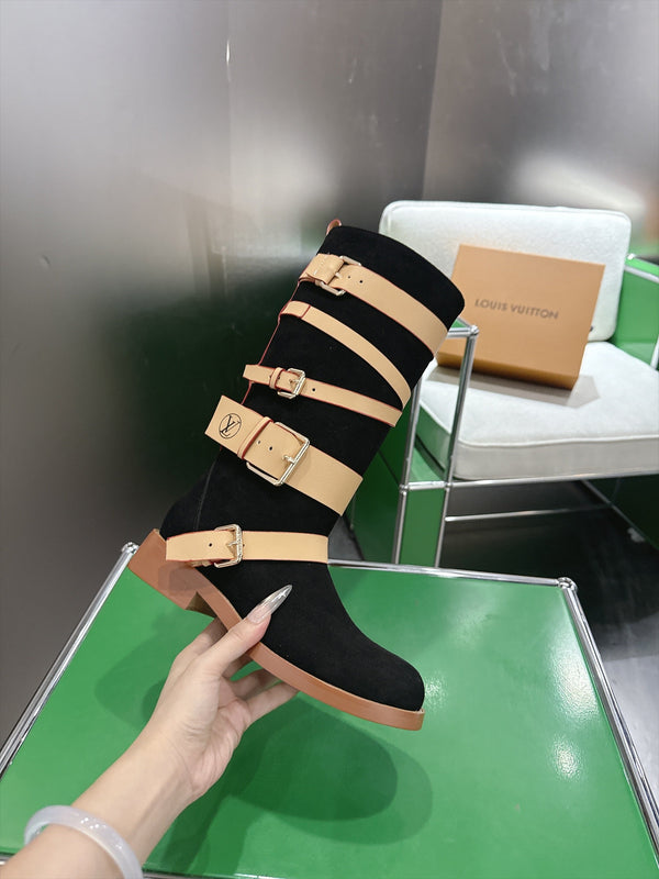 LV Amiral Flat Boots Black Suede 999315