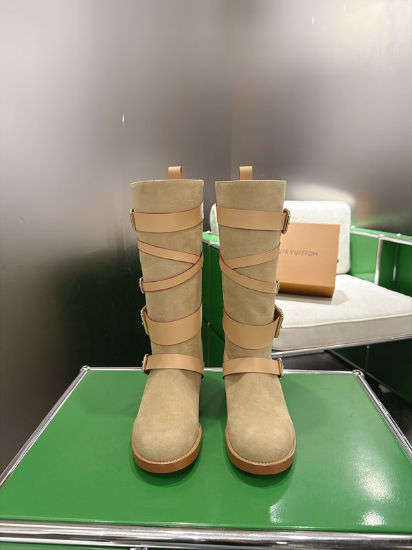 LV Amiral Flat Boots Beige Suede 999312