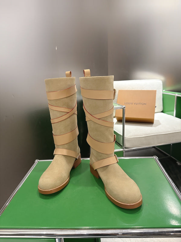 LV Amiral Flat Boots Beige Suede 999312