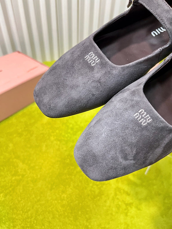 Miu 26S Mary Jane Flats Buckled Strap Logo Grey Suede 137201