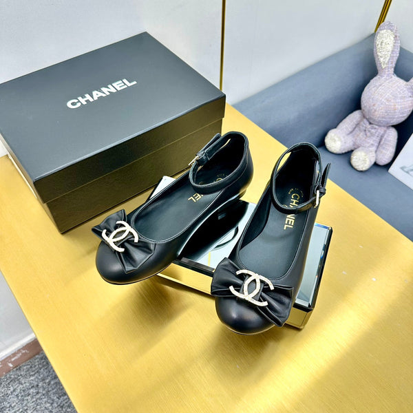 CC 26S Mary Jane Flats Bow Logo Charm Black Leather 140313