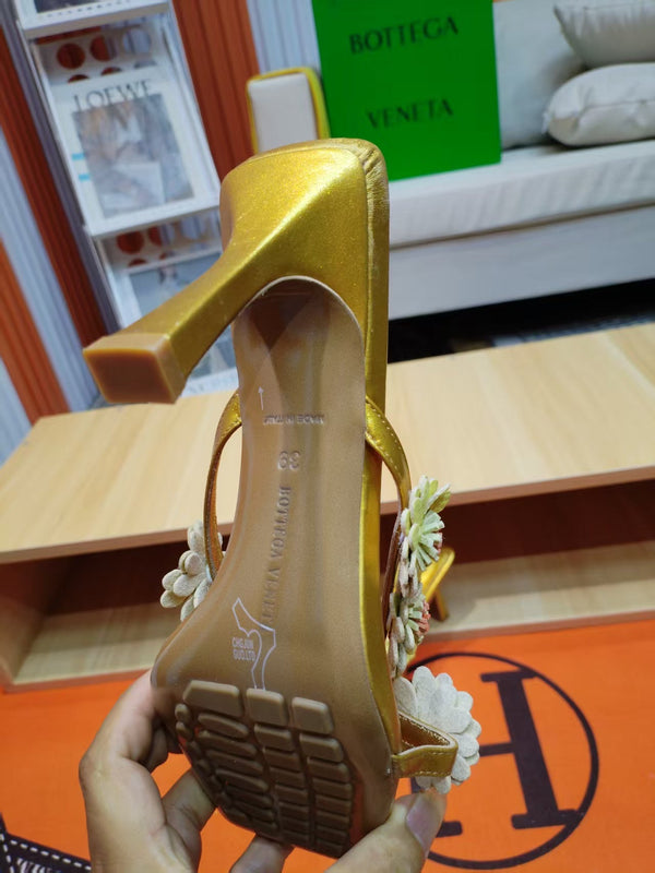 BV Riva Thong Floral Sandals 9CM Gold Leather 139869