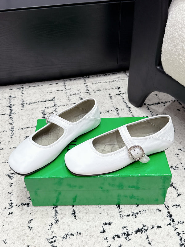 BV 26W Mary Jane Flats Square Toe Buckle Strap Leather 139792