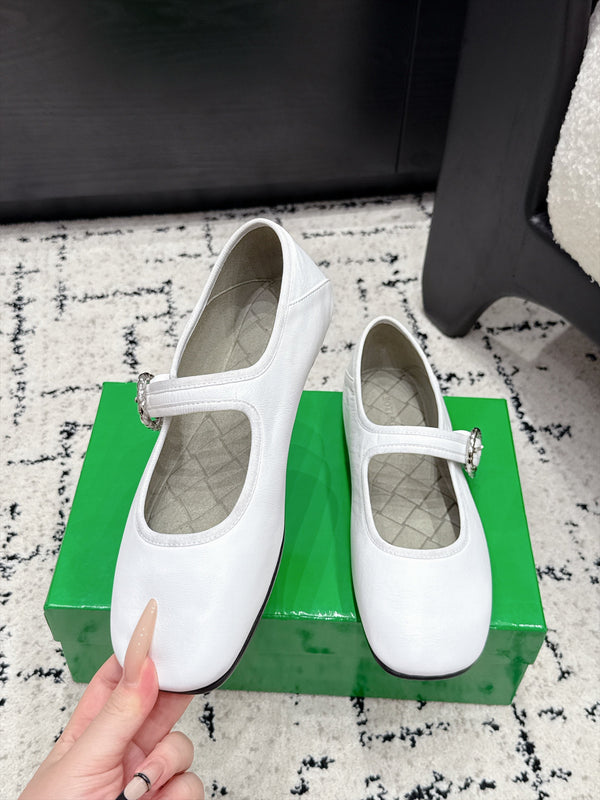 BV 26W Mary Jane Flats Square Toe Buckle Strap Leather 139792