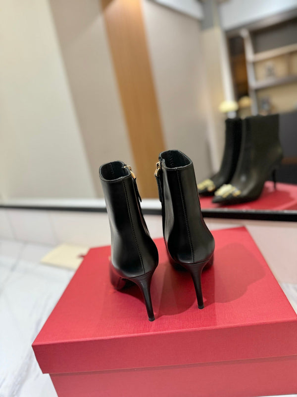 VLTN Garavani 26W Rockstud Ankle Boots 8cm Stiletto Leather 145163