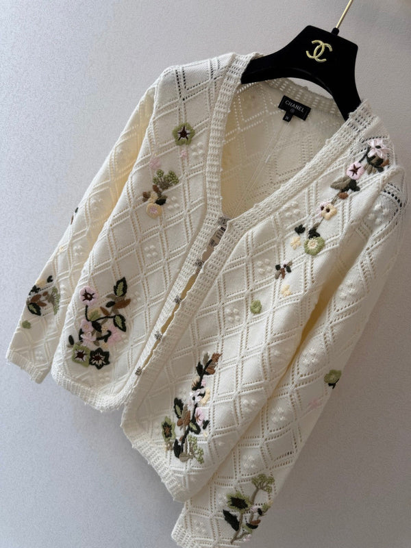 CC 26S Diamond Mesh Knit Cardigan Floral Embroidery Ivory Cashmere 433531