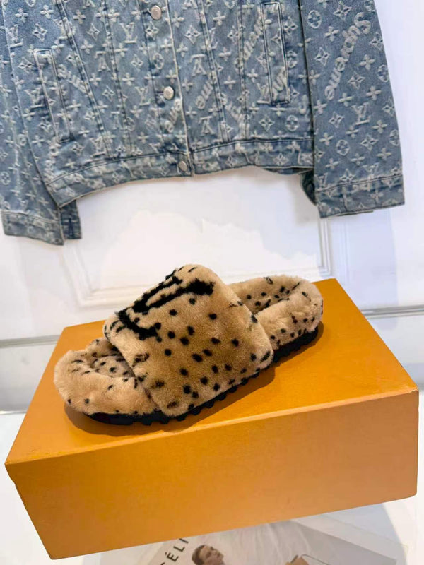 LV Color-Block Slides Leopard Print Shearling 146605