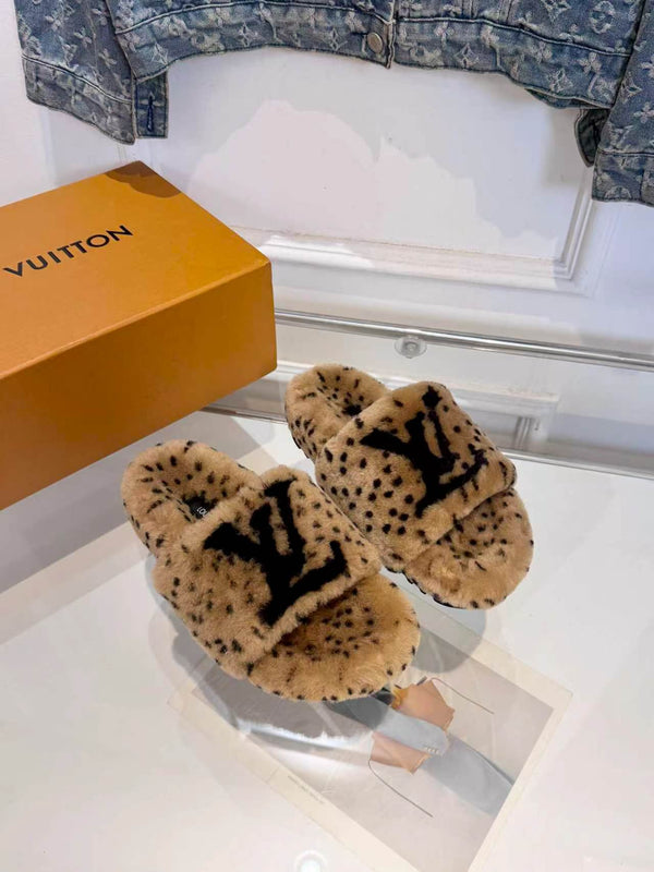 LV Color-Block Slides Leopard Print Shearling 146605