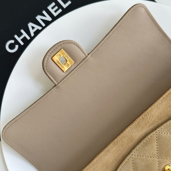 CC 26S East Flap Bag Quilted 25cm Suede Lambskin