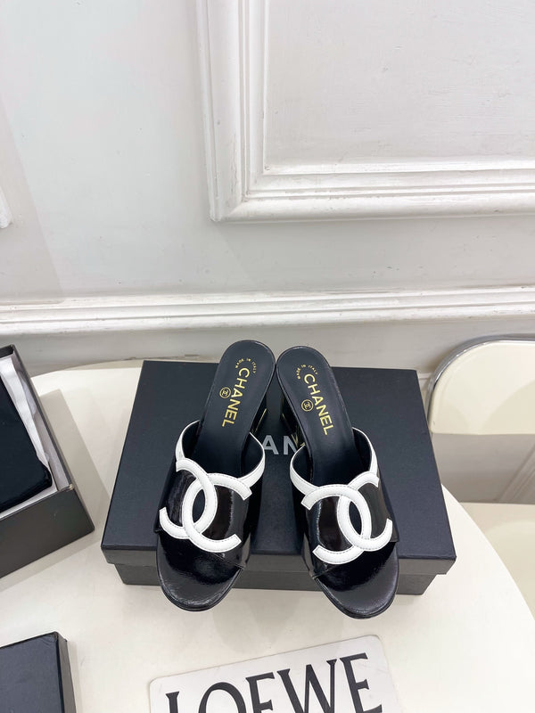 CC 2026 Chunky 7cm Heel Sandals Sheepskin 831296