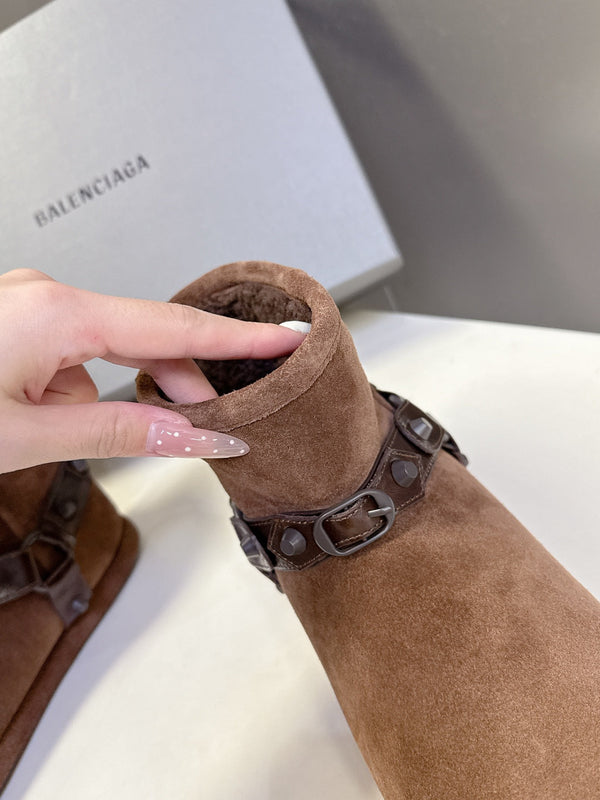 BLC Snow Boots Glossy Finish Shearling Lining 151391
