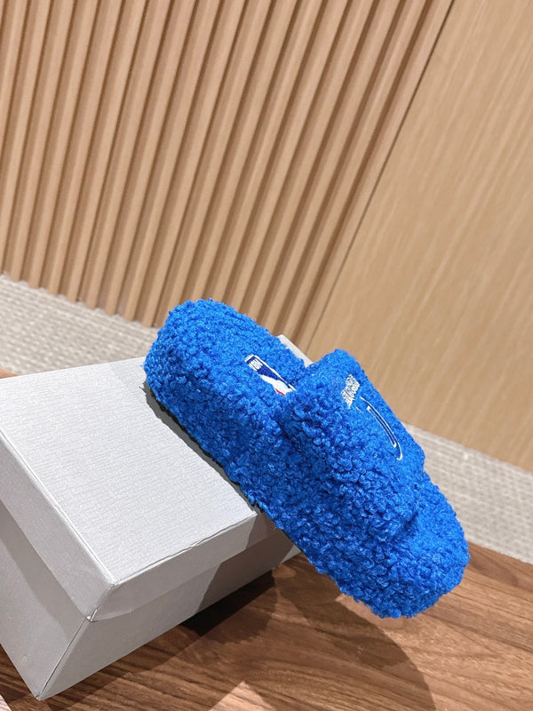 BLC NBA Women's Shearling Slides 151365