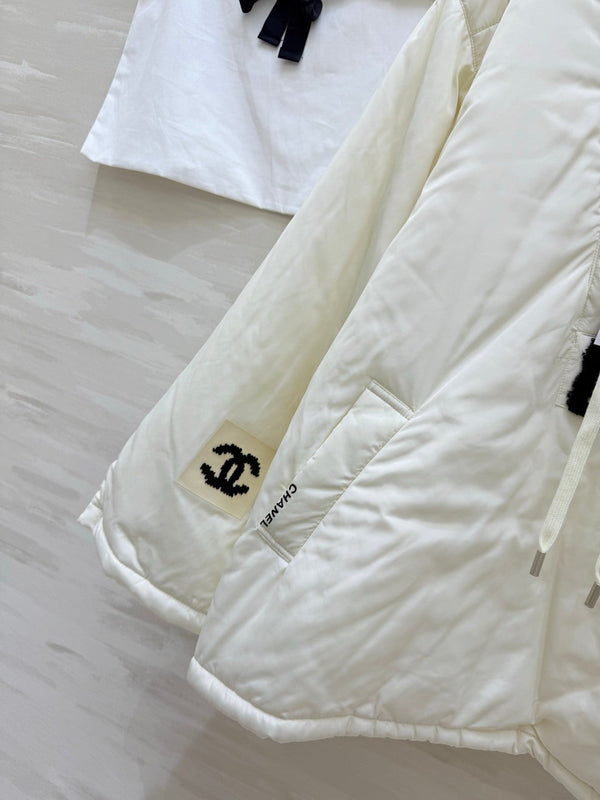 CC 26S Vintage Hooded Drawstring Puffer Jacket 435297
