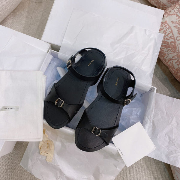 TR 26S Gene Sandals Adjustable Buckle Straps Round-Toe Leather 156146