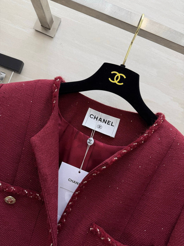 CC 26S Cropped Jacket Frayed Trim Gold Carved Buttons Burgundy Tweed 437229