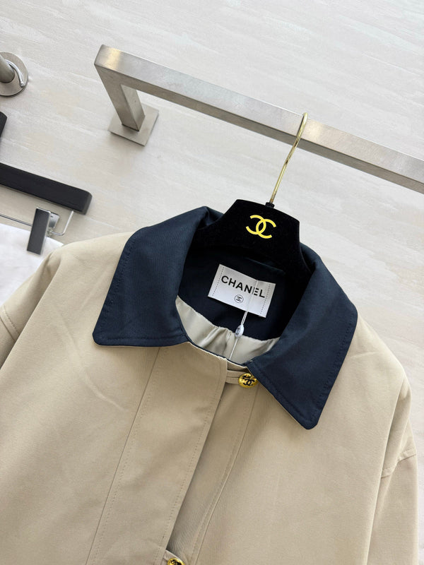 CC 26S Contrast Collar Jacket Gold Closures Beige Navy 436993