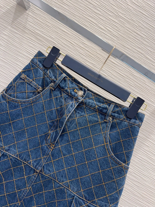 LV 26S Denim Mini Skirt Diamond-Grid Stitching Front Box Pleats Blue Cotton 436592