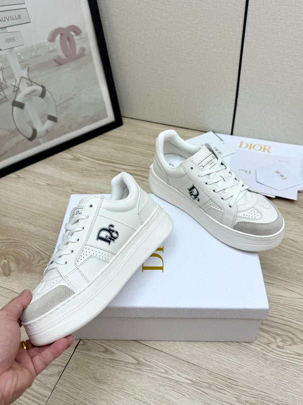 CD 2026 Star Platform Sneaker Low-Top Calfskin 162013