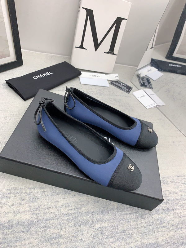 CC 26ss Two-Tone Ballerina Flats CC Logo Navy Black Silk Satin 162259