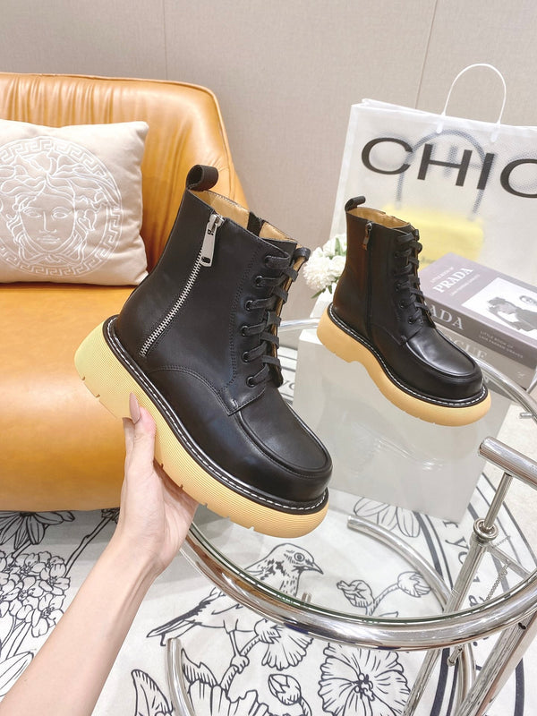 BV 26FW Chunky Combat Boots 5cm Side Zip Leather 164458