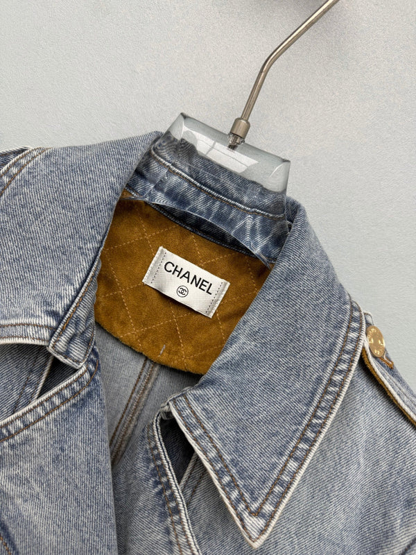 CC 26FW Denim Trench Coat Contrast Suede Collar Elbow Patches Belted Blue Cotton 274268