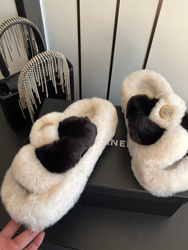 CC 26FW Cross-Strap Plush Slippers Gold Logo Faux Fur 176758