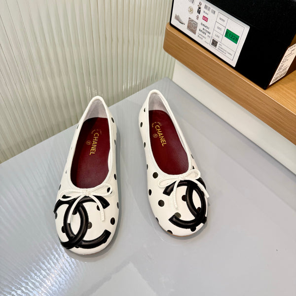 CC 26FW Coco Beach Polka-Dot Ballet Flats Bow Detail Calfskin Leather 182076