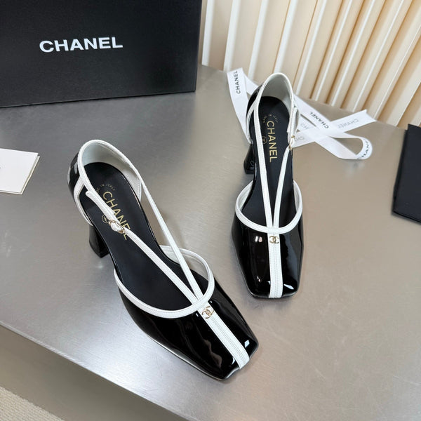 CC 26FW Pumps 8.5cm Square Toe Logo Two-Tone Patent Lether 190624
