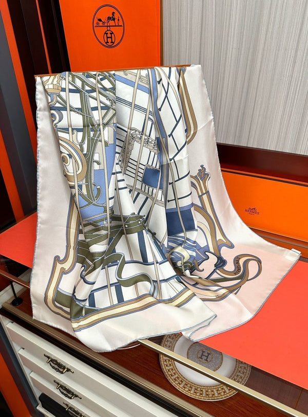 HM 26s Scarf  90x90cm Twill Silk 550752