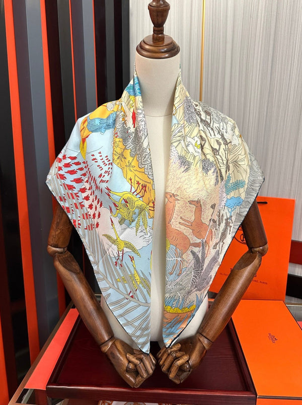 HM 26s Scarf  90x90cm Twill Silk 550747