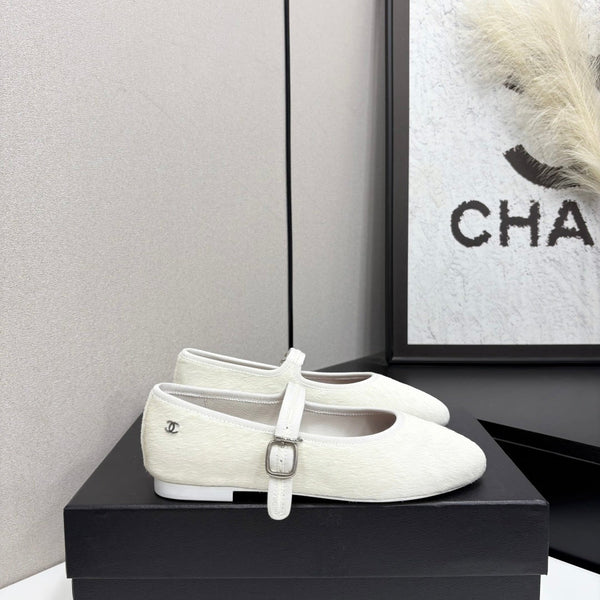 CC 26FW Mary Jane Flats Diamond Logo Detail Pony Hair 193781