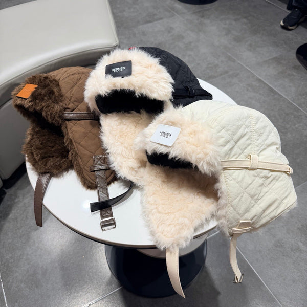 HM 26FW Trapper Hat Earflaps Quilted 453740