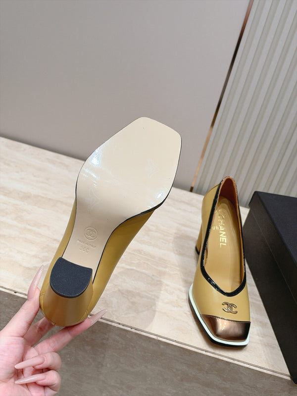 CC 27S Pumps 9cm Toe Cap Interlocking Logo Leather 196231