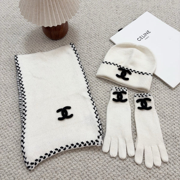 CC Hat Scarf Gloves Set 563594