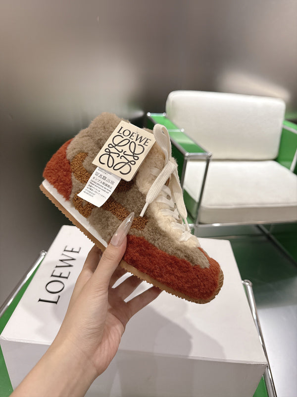 LW 26FW Fluffy High-Top Sneakers Color-Block Shearling 172064