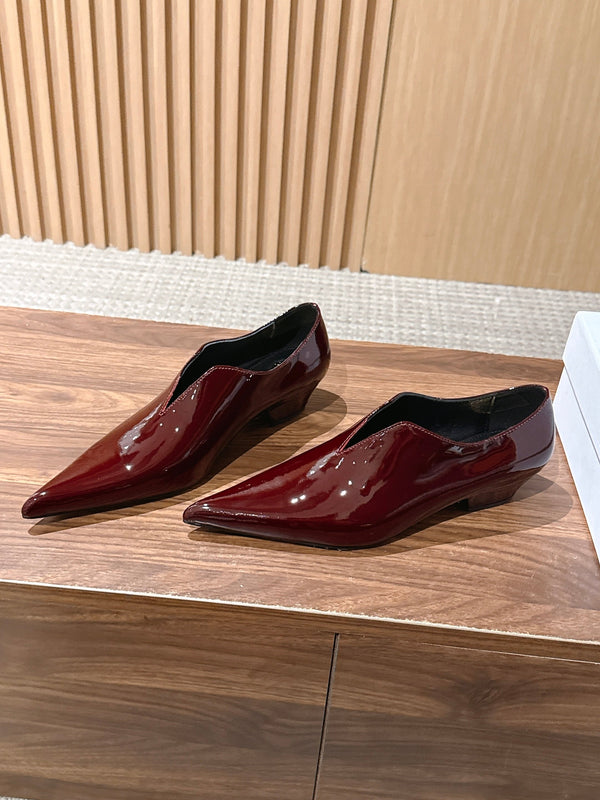 YSL 26FW V-Cut Pointed-Toe Loafers Low Block Heel Patent Leather 204234