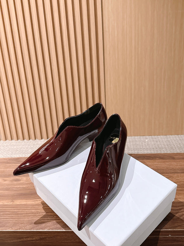 YSL 26FW V-Cut Pointed-Toe Loafers Low Block Heel Patent Leather 204234