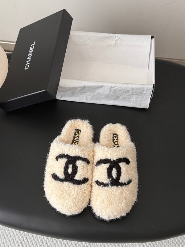 CC 2026 Slip-On Mules Wool 127837