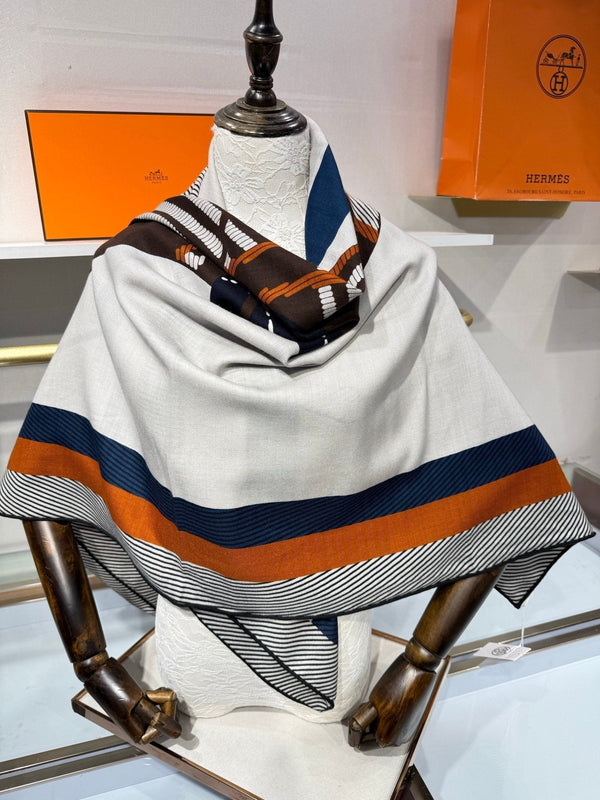 HM 2026 Cheval à la Couverture Spirale Square Scarf 140cm Cashmere Silk