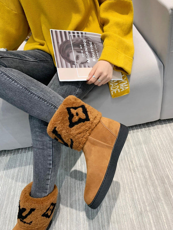 LV Snowdrop Flat Ankle Boot Brown Suede Wool 454718