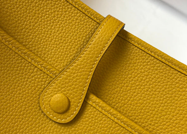 Evelyne 29cm Dark Yellow Togo Shw