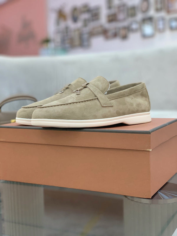 LP 26s Open Walk Loafers 2cm Khaki Suede Shearling GHW 110790