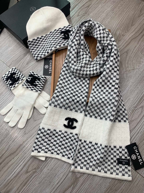 CC Hat Scarf Gloves Set Jacquard 475106