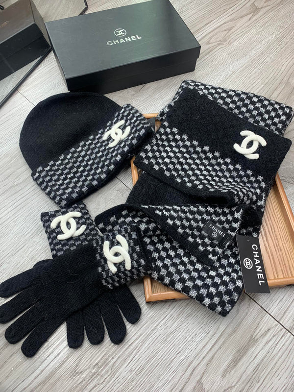 CC Hat Scarf Gloves Set Jacquard 475106