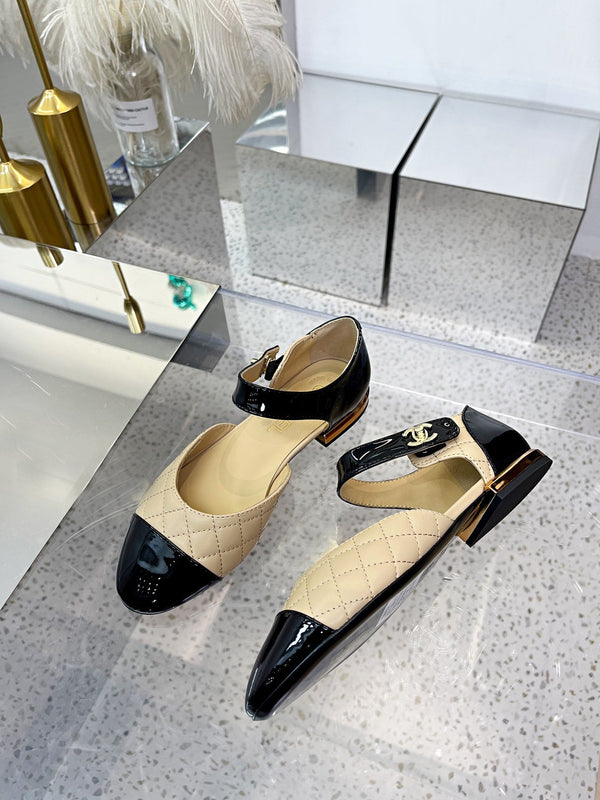 CC 26S Mary Jane Flats Shoes Quilted Patent Leather 147298