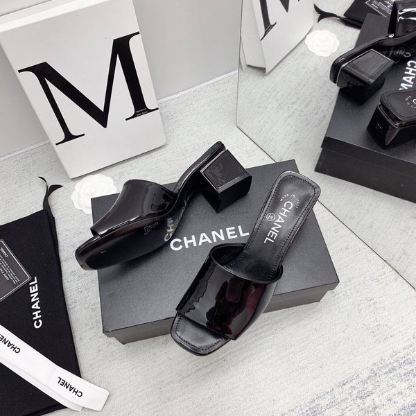 CC 26s Mules Sandals 4.5cm Patent Leather 162898